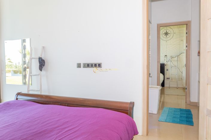 Image No.34-3 Bed Villa for sale