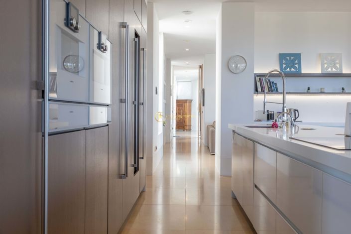 Image No.41-3 Bed Villa for sale