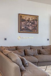 1706-661010-4017d2f44a169e2070a298ad08d2a2828