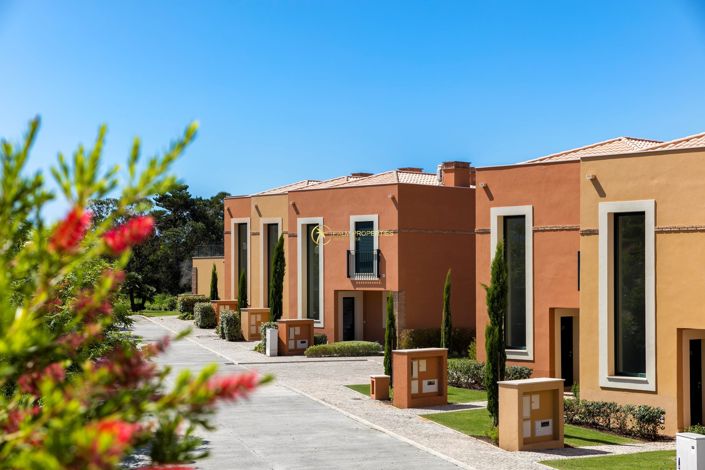 Image No.20-2 Bed Villa for sale