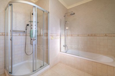 1706-648357-4017d2f44a169e2070a298ad08d2a2828