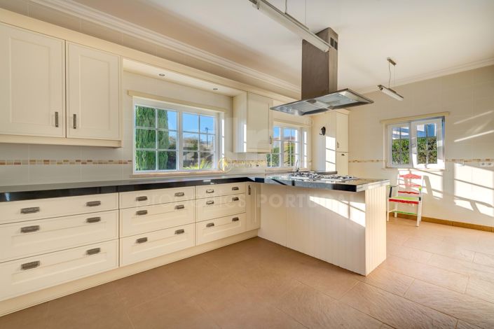 Image No.20-5 Bed Villa for sale