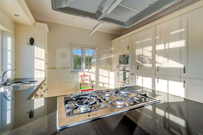 Image No.22-5 Bed Villa for sale