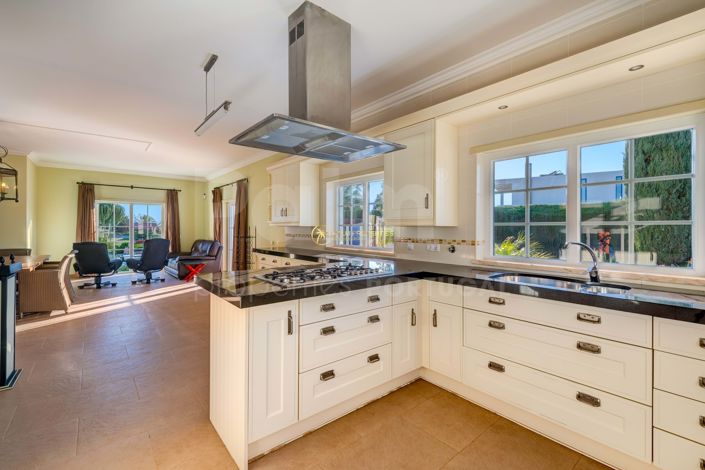 Image No.23-5 Bed Villa for sale