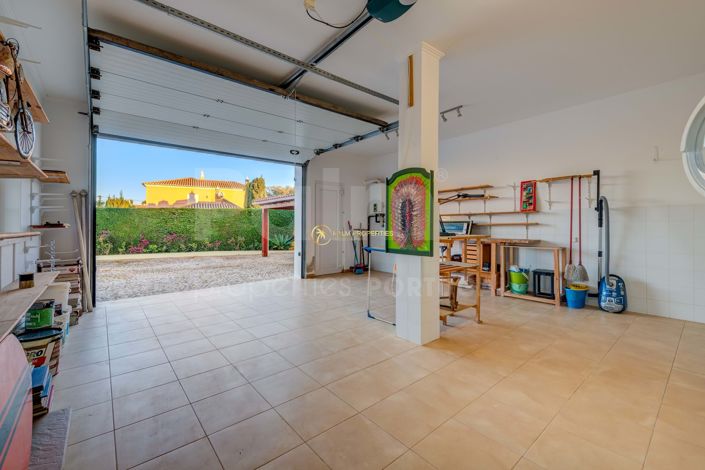 Image No.35-5 Bed Villa for sale