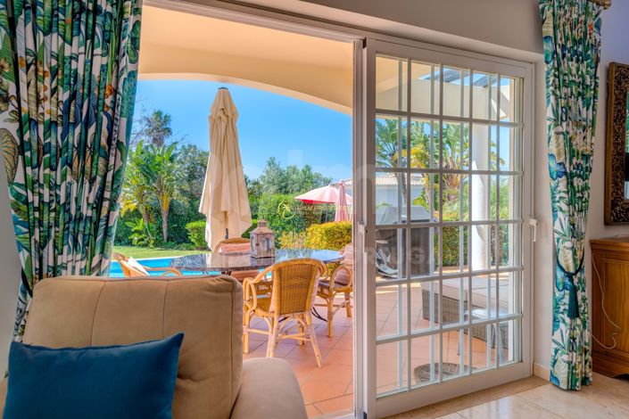 Image No.17-3 Bed Villa for sale