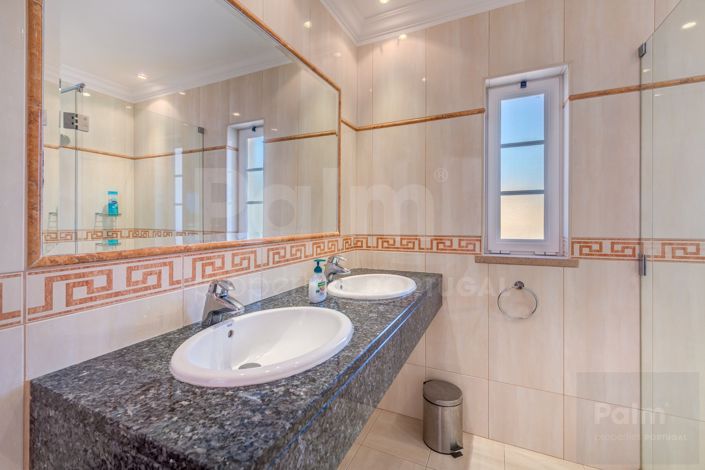Image No.31-3 Bed Villa for sale