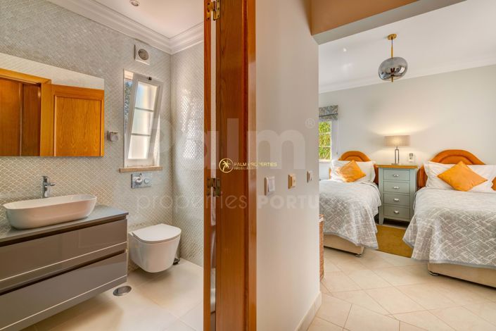 Image No.35-3 Bed Villa for sale