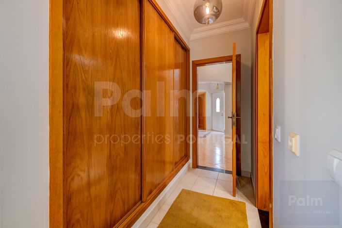 Image No.41-3 Bed Villa for sale