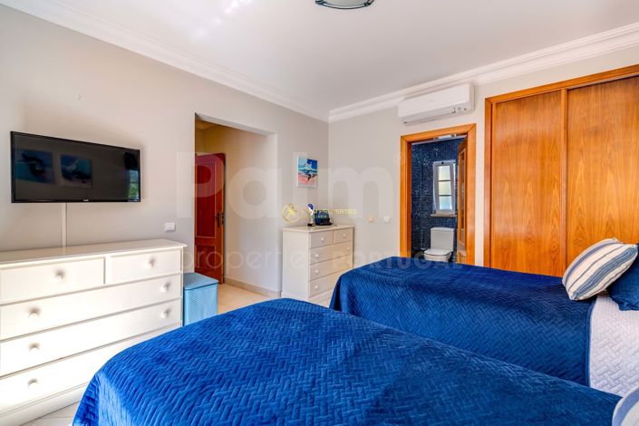 Image No.46-3 Bed Villa for sale