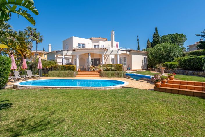 Image No.57-3 Bed Villa for sale