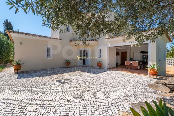 Image No.59-3 Bed Villa for sale