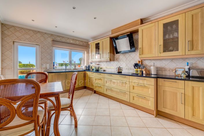 Image No.8-4 Bed Villa for sale