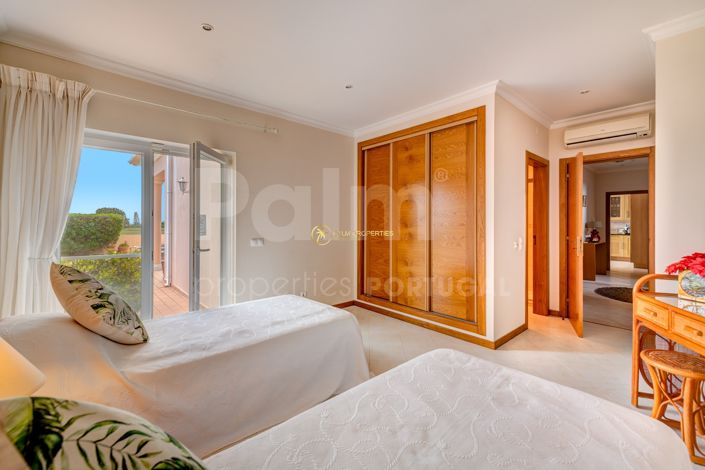 Image No.12-4 Bed Villa for sale