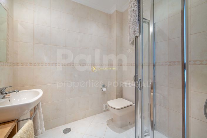 Image No.13-4 Bed Villa for sale