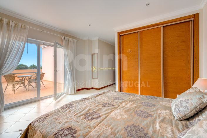 Image No.22-4 Bed Villa for sale