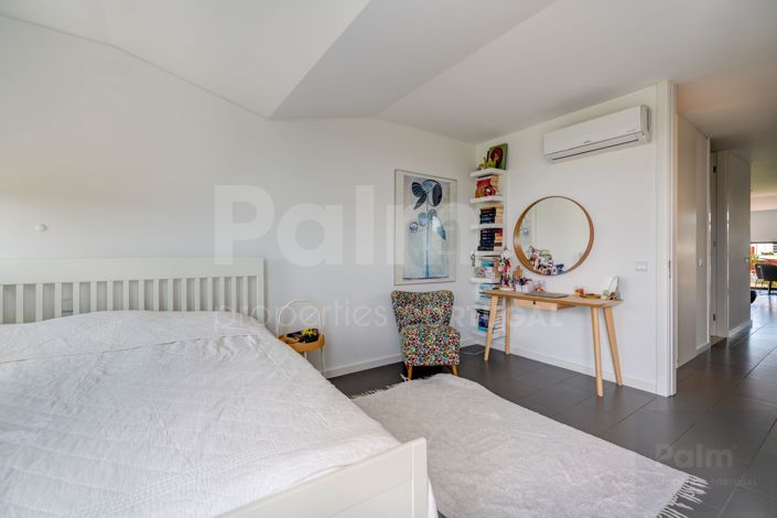 Image No.21-2 Bed Apartment for sale