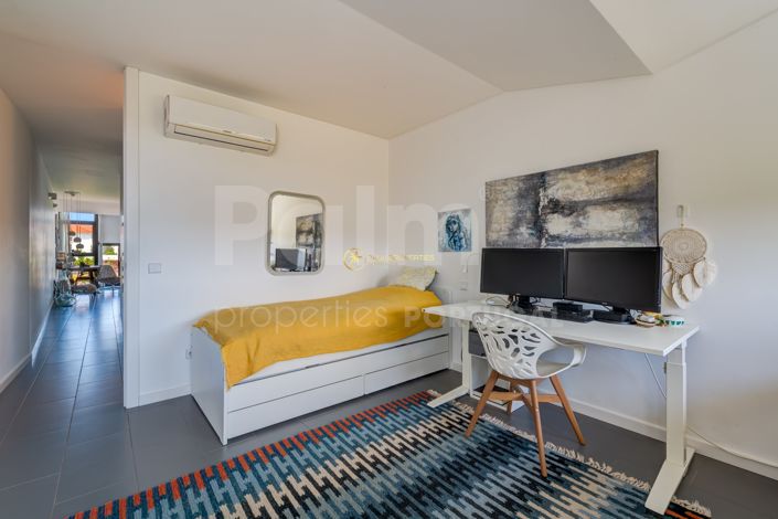 Image No.27-2 Bed Apartment for sale