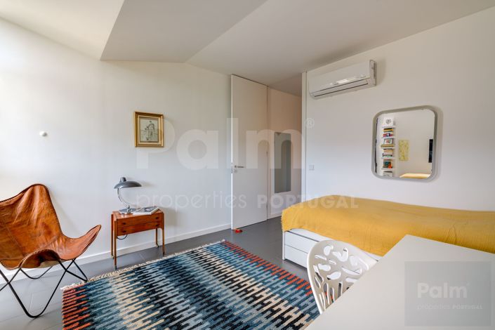 Image No.28-2 Bed Apartment for sale