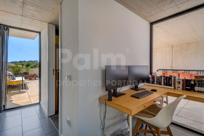 Image No.32-2 Bed Apartment for sale