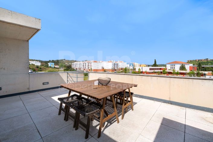 Image No.37-2 Bed Apartment for sale