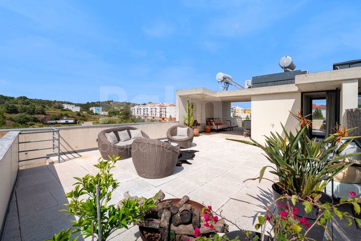 Image No.40-2 Bed Apartment for sale