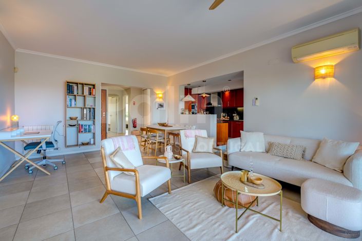 Image No.11-2 Bed Apartment for sale