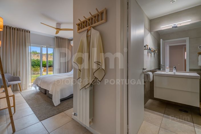 Image No.19-2 Bed Apartment for sale