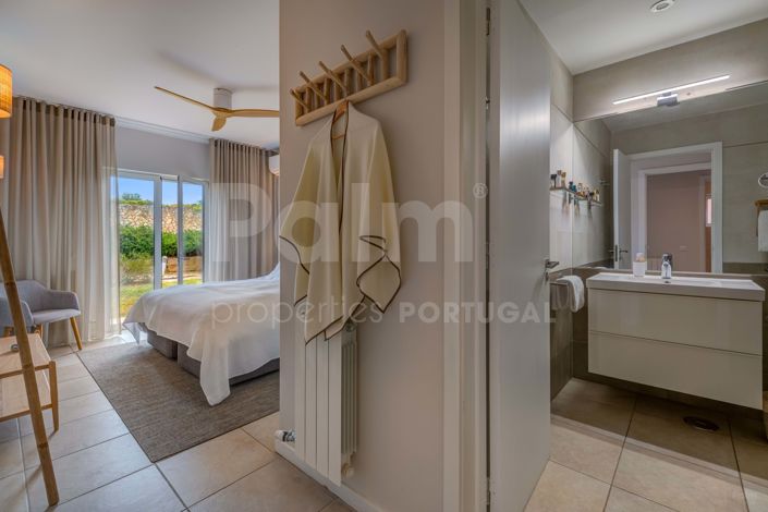 Image No.19-2 Bed Apartment for sale