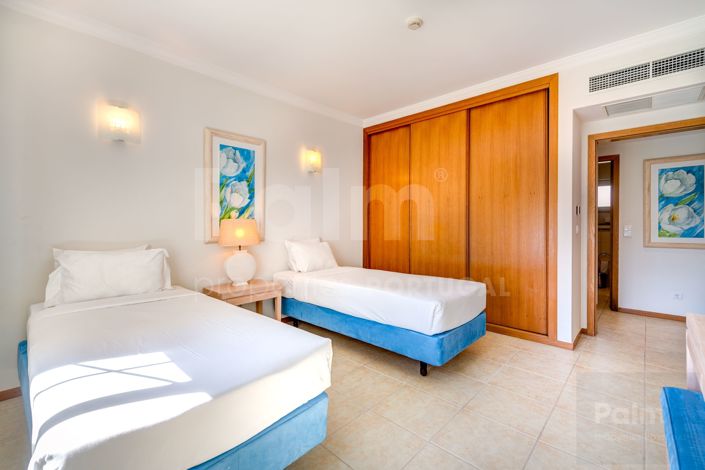 Image No.23-2 Bed Apartment for sale