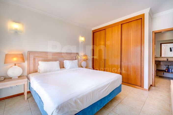 Image No.25-2 Bed Apartment for sale