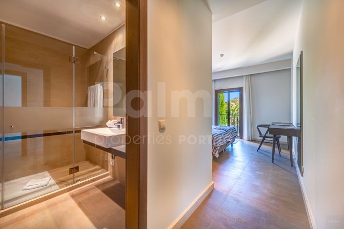Image No.33-4 Bed Townhouse for sale