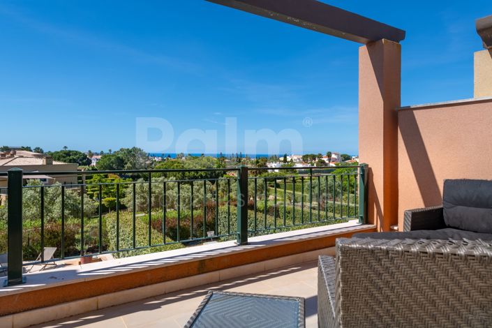 Image No.42-4 Bed Townhouse for sale