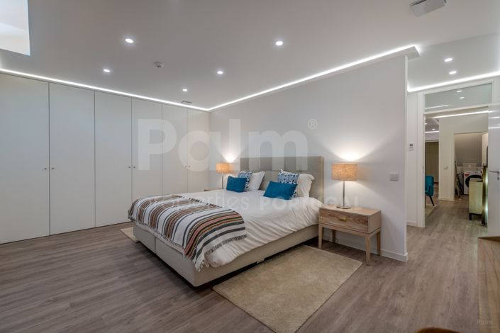 Image No.51-4 Bed Townhouse for sale
