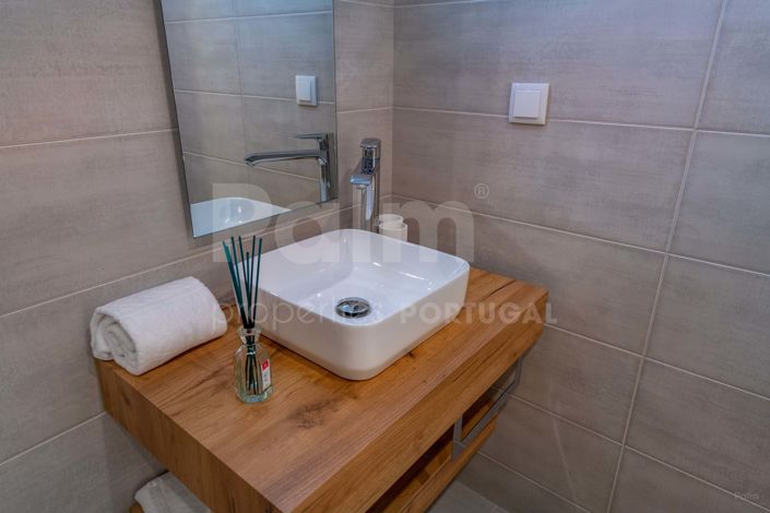 Image No.56-4 Bed Townhouse for sale