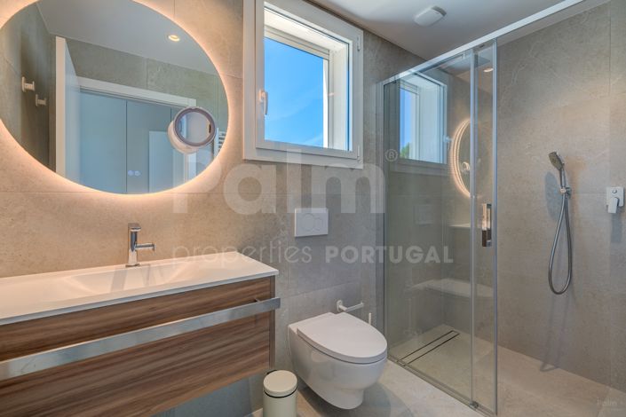 Image No.18-6 Bed Villa for sale