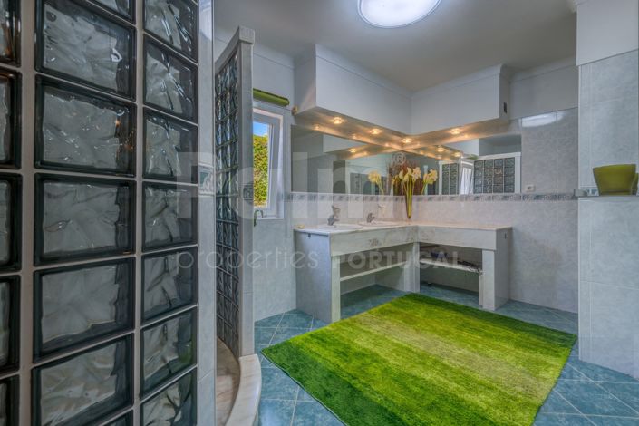 Image No.6-4 Bed Villa for sale