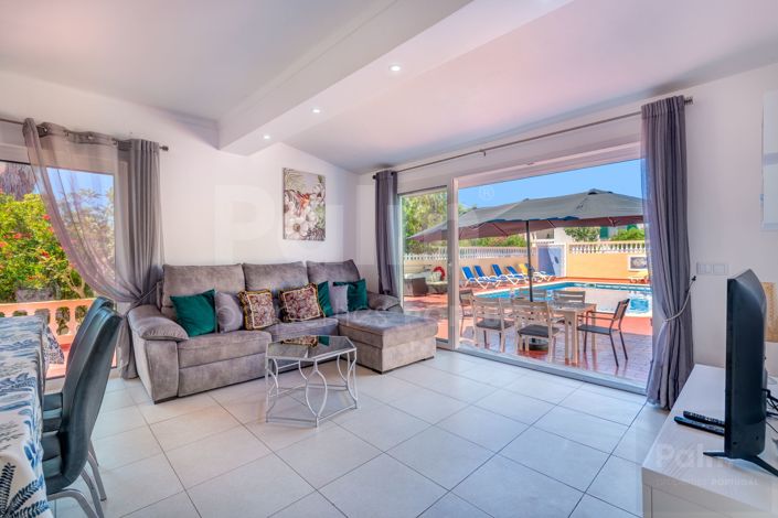 Image No.38-4 Bed Villa for sale
