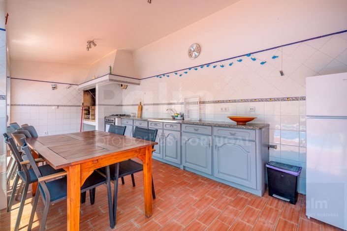 Image No.48-4 Bed Villa for sale