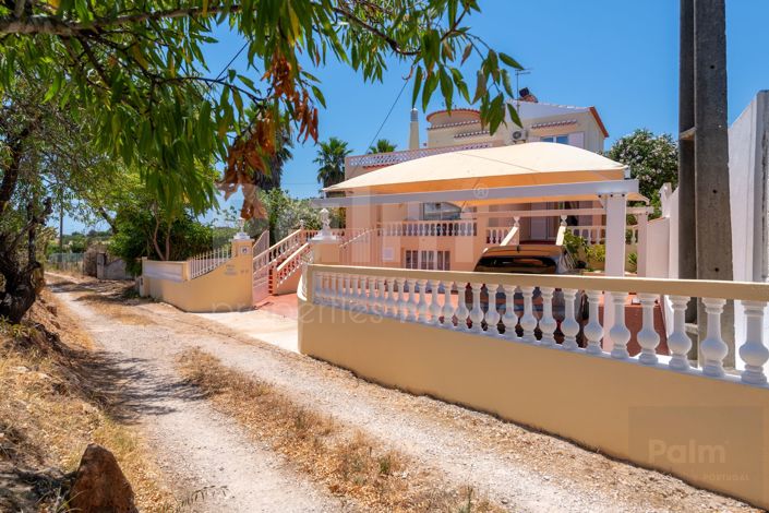 Image No.57-4 Bed Villa for sale