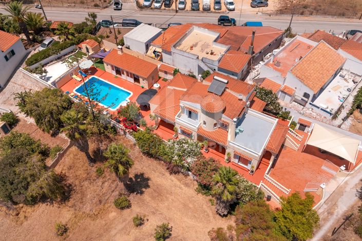 Image No.58-4 Bed Villa for sale