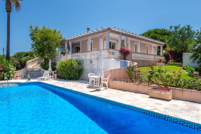 Image No.2-Villa de 4 chambres à vendre à Lagoa