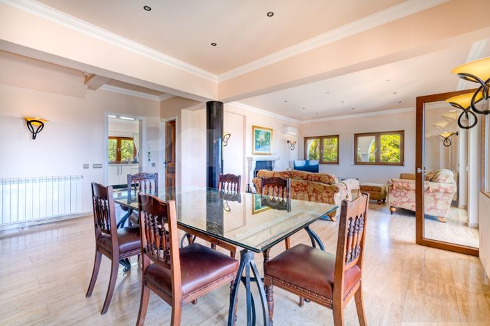Image No.28-5 Bed Villa for sale