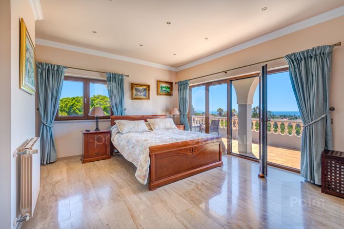 Image No.37-5 Bed Villa for sale