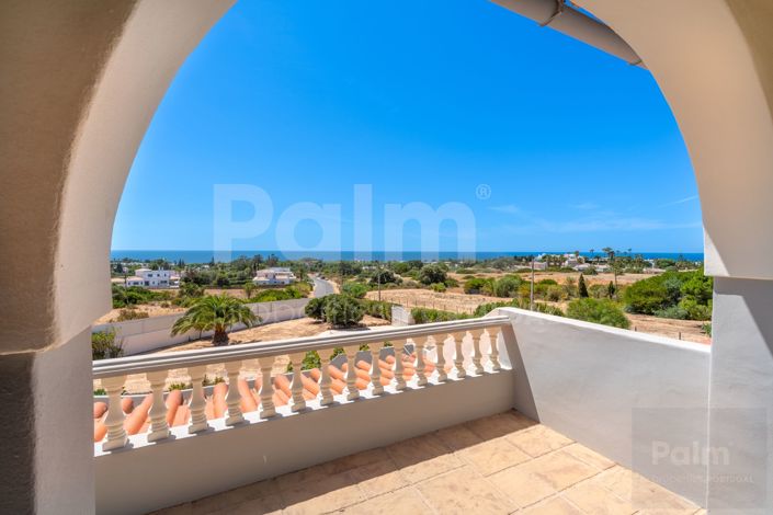 Image No.50-5 Bed Villa for sale