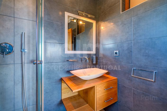 Image No.60-5 Bed Villa for sale