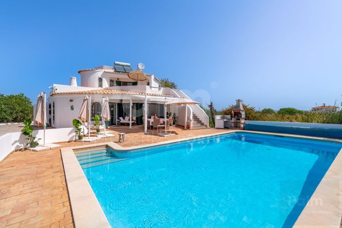 Image No.2-3 Bed Villa for sale