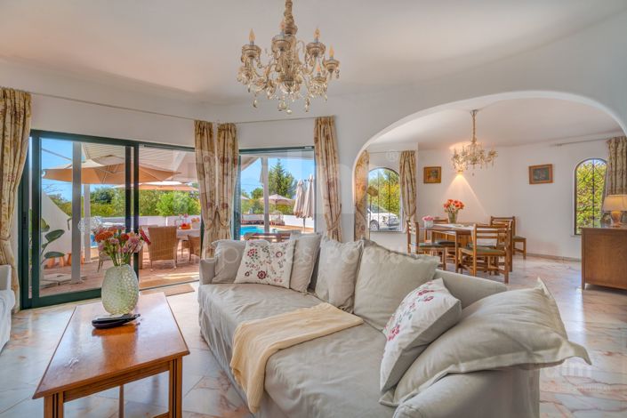 Image No.4-3 Bed Villa for sale