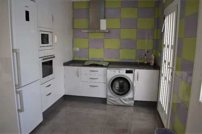 Image No.23-2 Bed House/Villa for sale