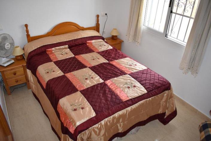 Image No.10-2 Bed House/Villa for sale